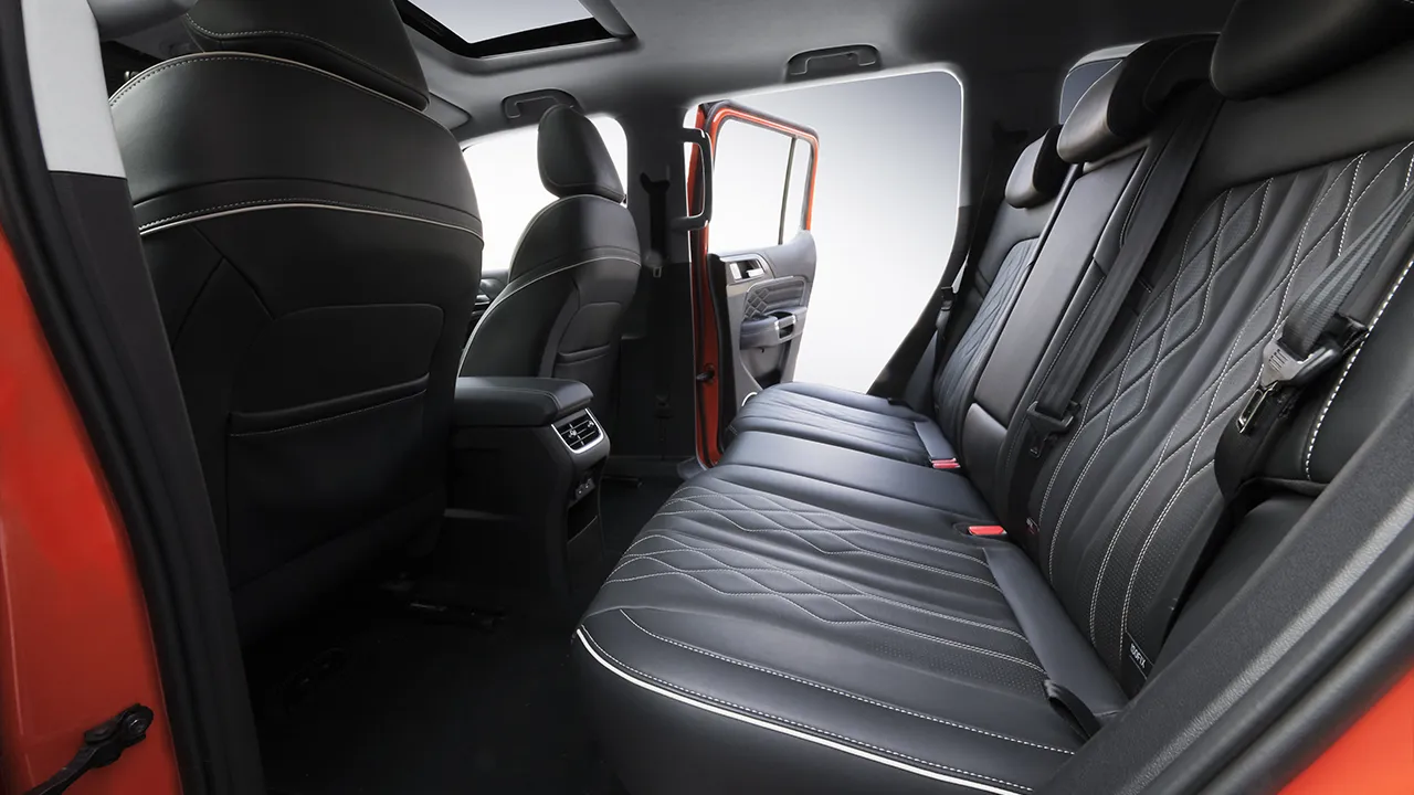 autozen-gwm-tank-300-hev-tooltips-espacio-interno