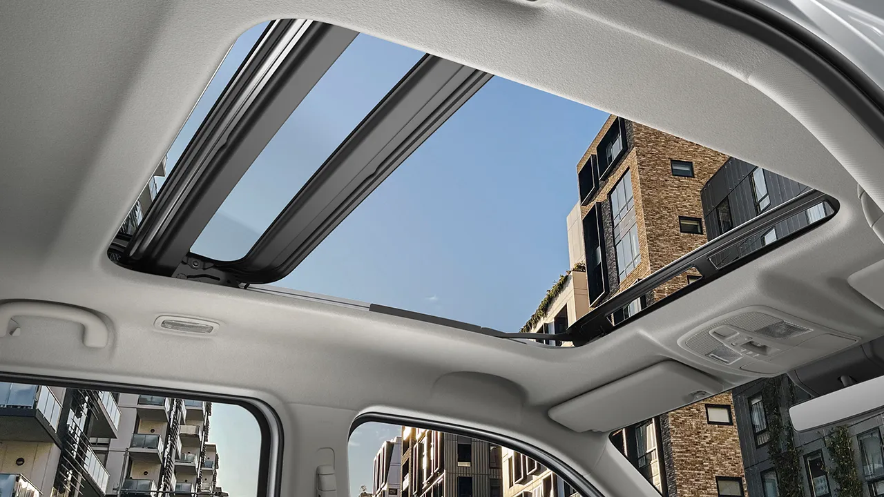 Autozen-suzuki-s-cross-interior-sunroof