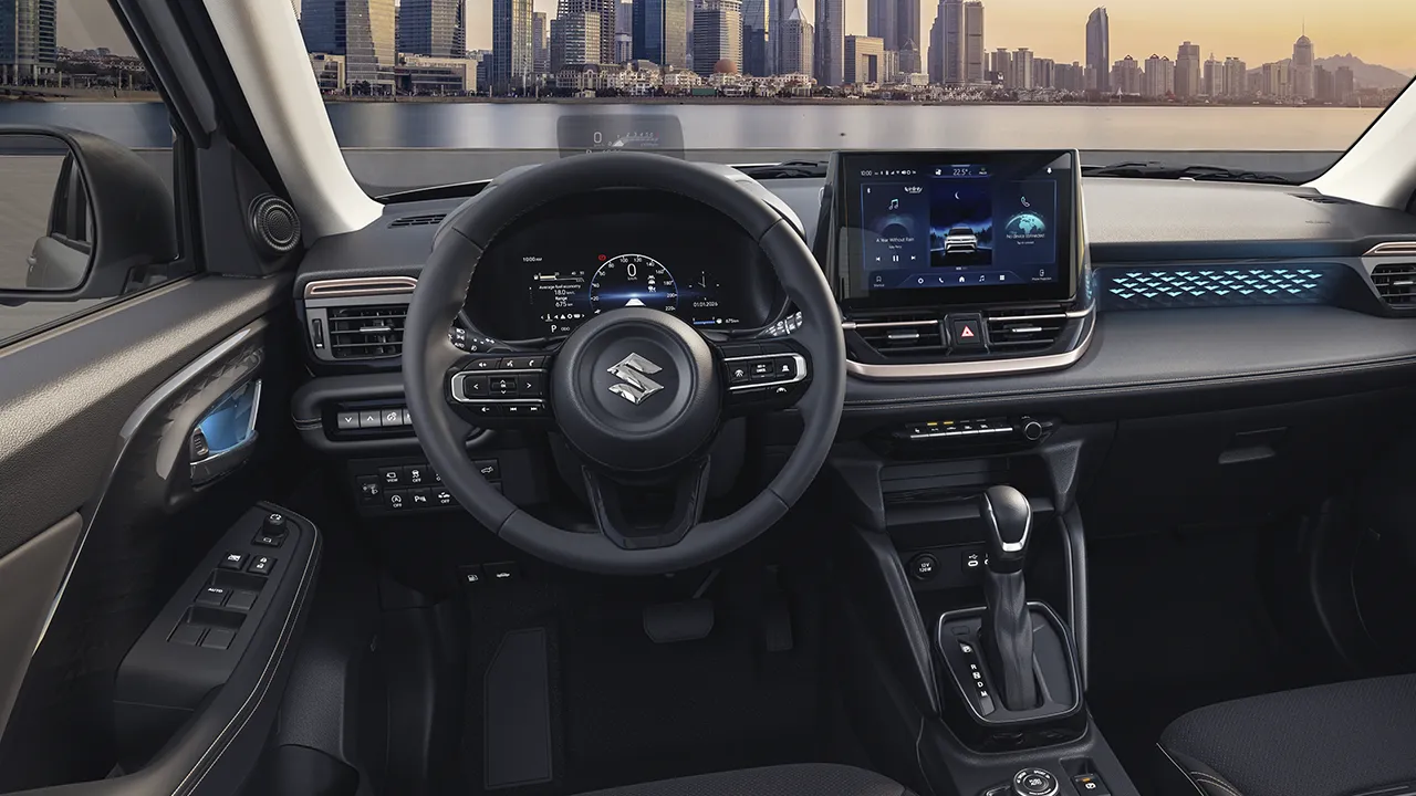 Autozen-suzuki-s-cross-interior-volante
